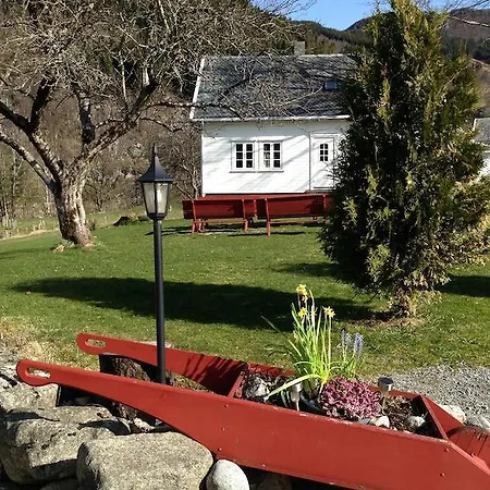 Hoiland Gard Gardshotellet Otel Hjelmeland