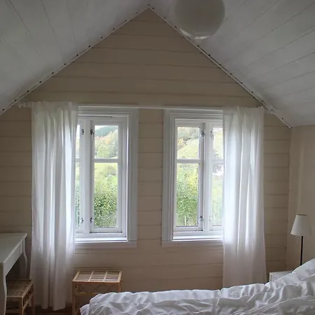 Otel Hoiland Gard Gardshotellet *
