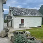 Hoiland Gard Gardshotellet Hjelmeland