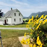 Hoiland Gard Gardshotellet Hotel Hjelmeland